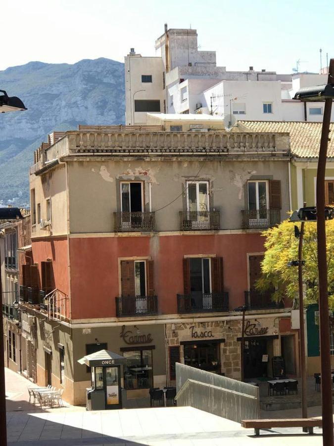 Estudios Ramon Llull Denia Exterior foto