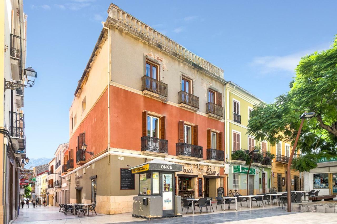 Estudios Ramon Llull Denia Exterior foto